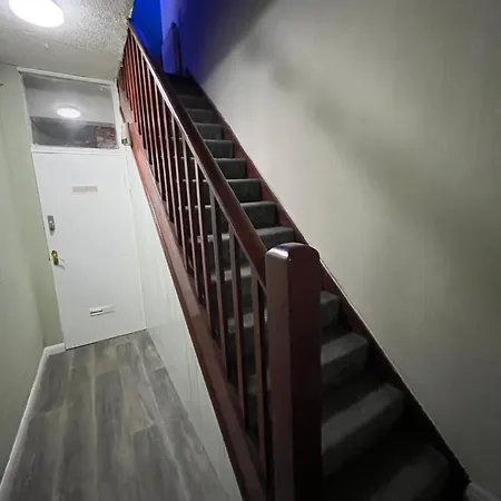 Private 2 Near Southmead Hospital * Μπρίστολ