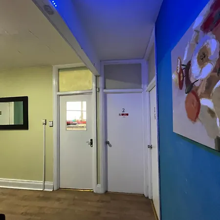 Δωμάτια σε οικογενειακή κατοικία Private 2 Near Southmead Hospital