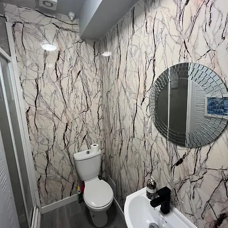 Δωμάτια σε οικογενειακή κατοικία Private 2 Near Southmead Hospital Μπρίστολ